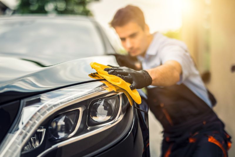 Use an Expert by Going to a Professional Auto Body Shop in Glendale AZ